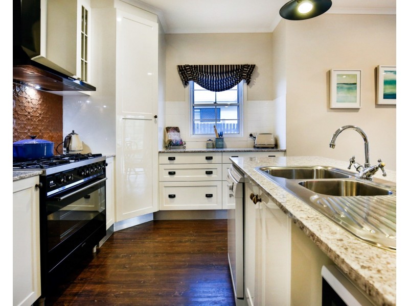 30 Woodcote Bend, Shaw QLD 4818