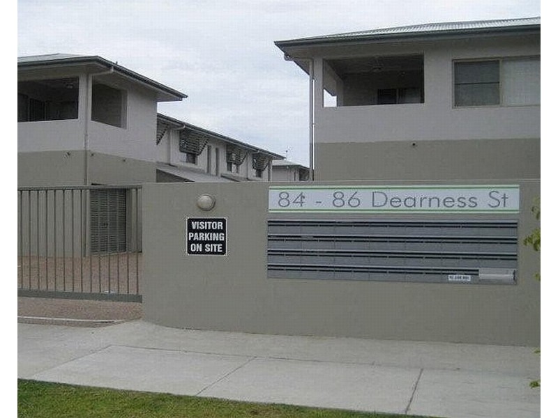 4/84-86 Dearness Street, Garbutt QLD 4814