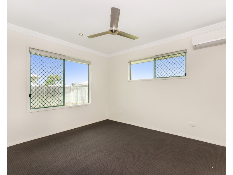 17 Stockton Elbow, Mount Louisa QLD 4814