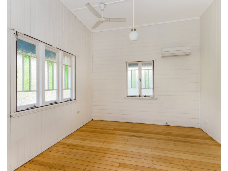 33 Seventh Street, Railway Estate QLD 4810