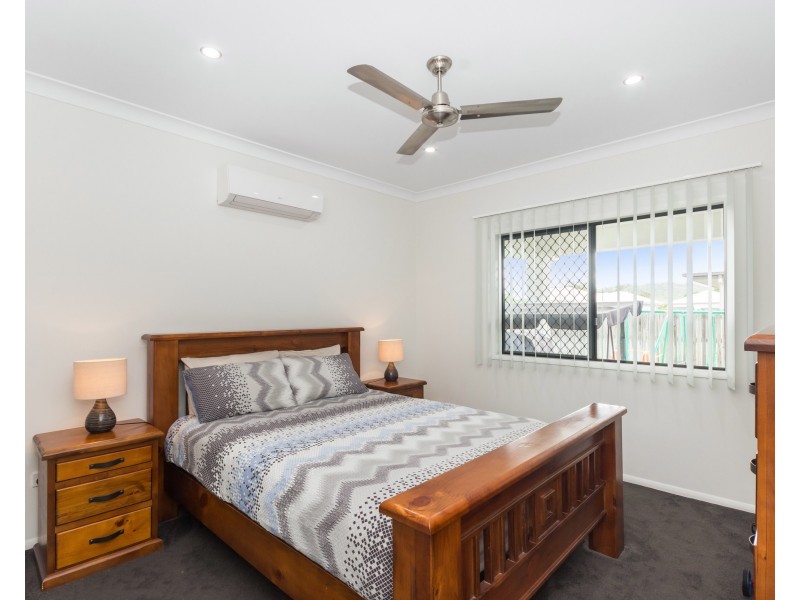 10 Wainscot Street, Shaw QLD 4818