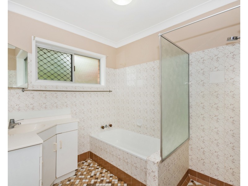 42 Wright Street, Wulguru QLD 4811