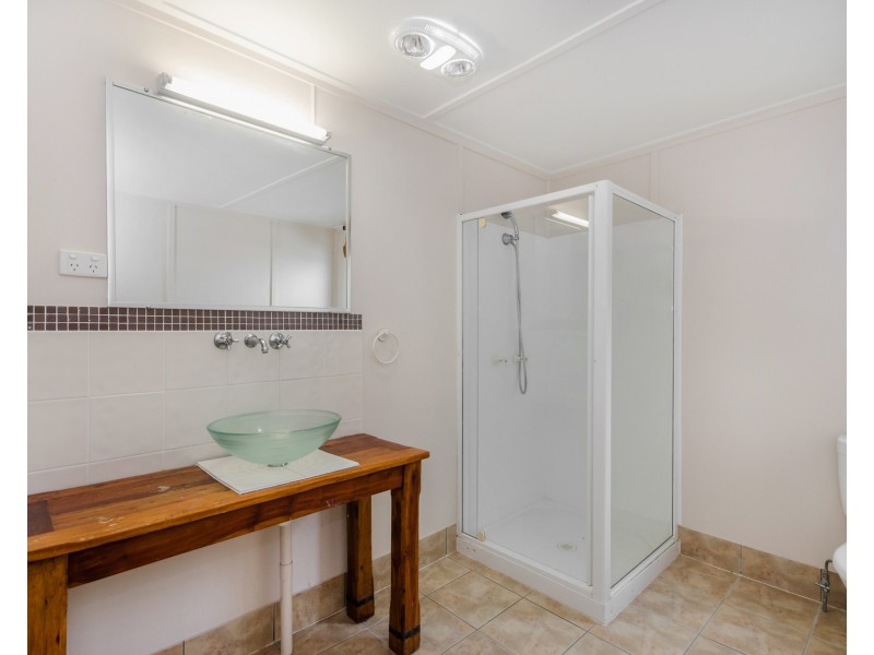 1/5  Humphrey Street, West End QLD 4810