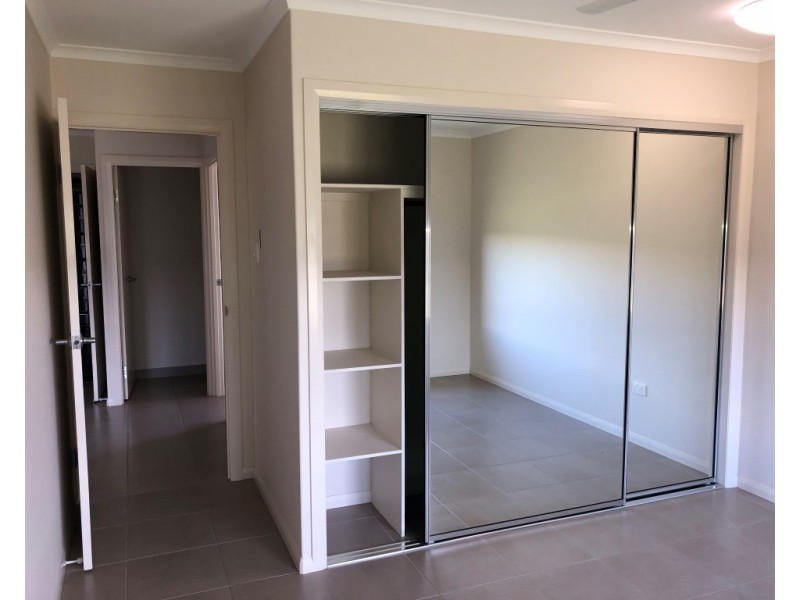 12 Smugglers Cove, Mount Low QLD 4818