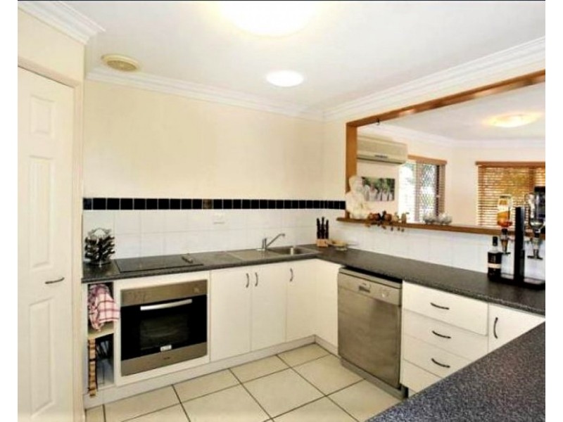 30 Colchester Crescent, Kirwan QLD 4817