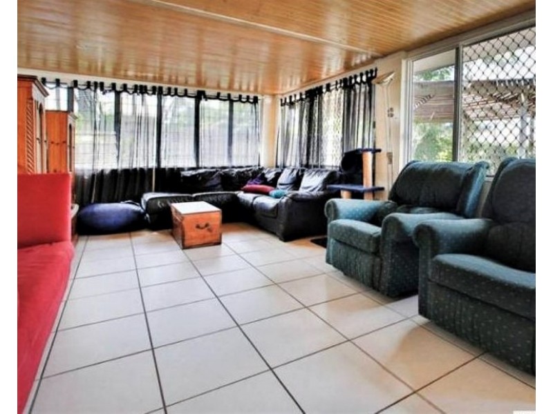 30 Colchester Crescent, Kirwan QLD 4817