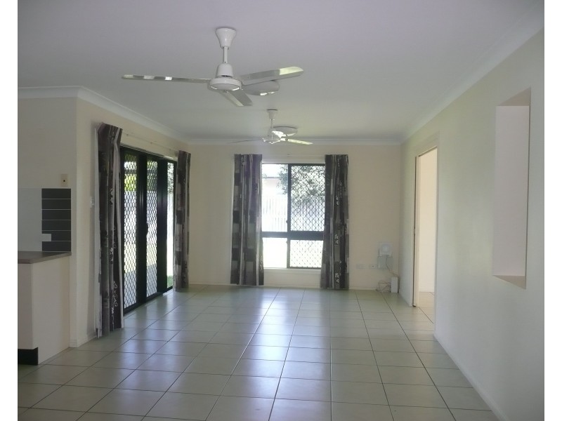 24 Woodwark Drive, Bushland Beach QLD 4818