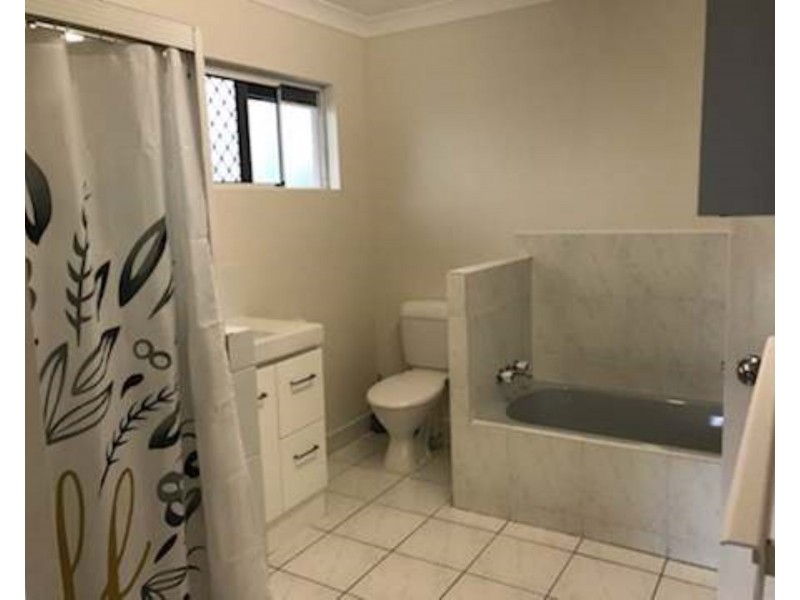 6 Childers Court, Kirwan QLD 4817