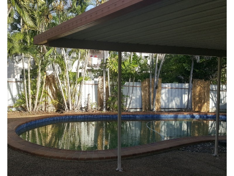 6 Childers Court, Kirwan QLD 4817