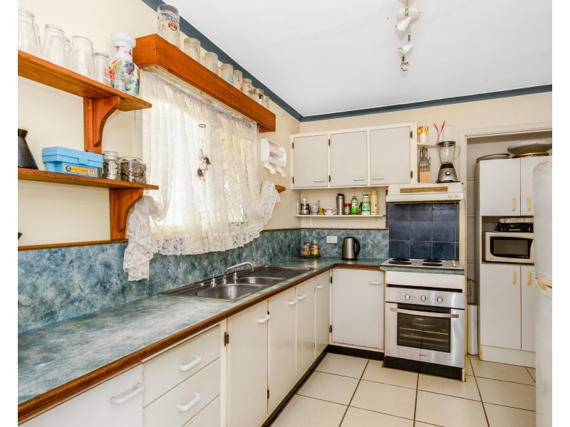 6 Inglong Street, Kelso QLD 4815