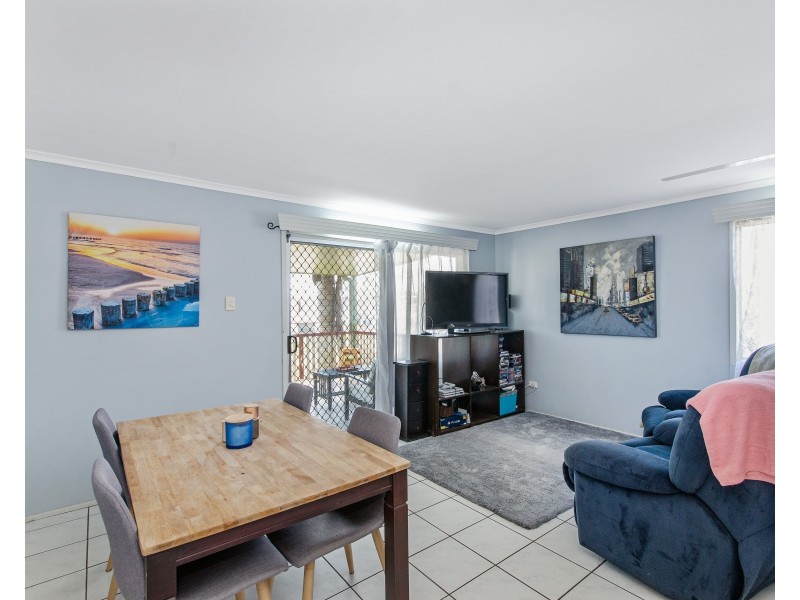 37 Davies Street, Mount Louisa QLD 4814