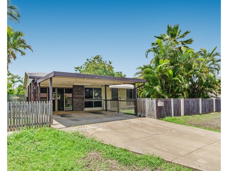 4 Canterbury Road, Kirwan QLD 4817