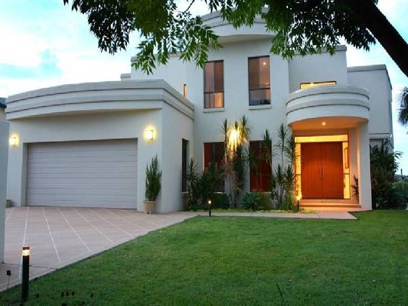 61 Montevideo Drive, Clear Island Waters QLD 4226