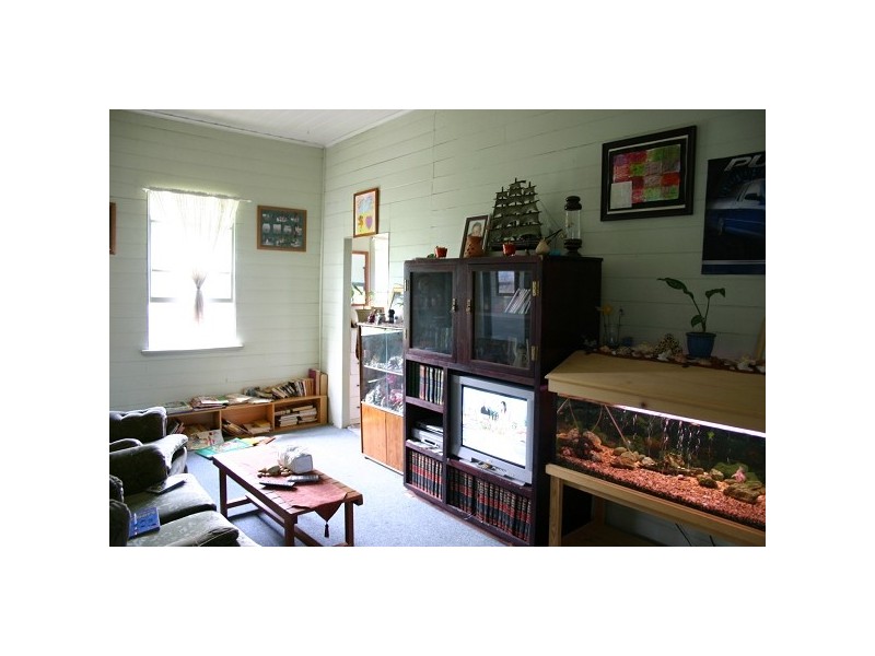 430 Lakes Creek Road, Lakes Creek QLD 4701