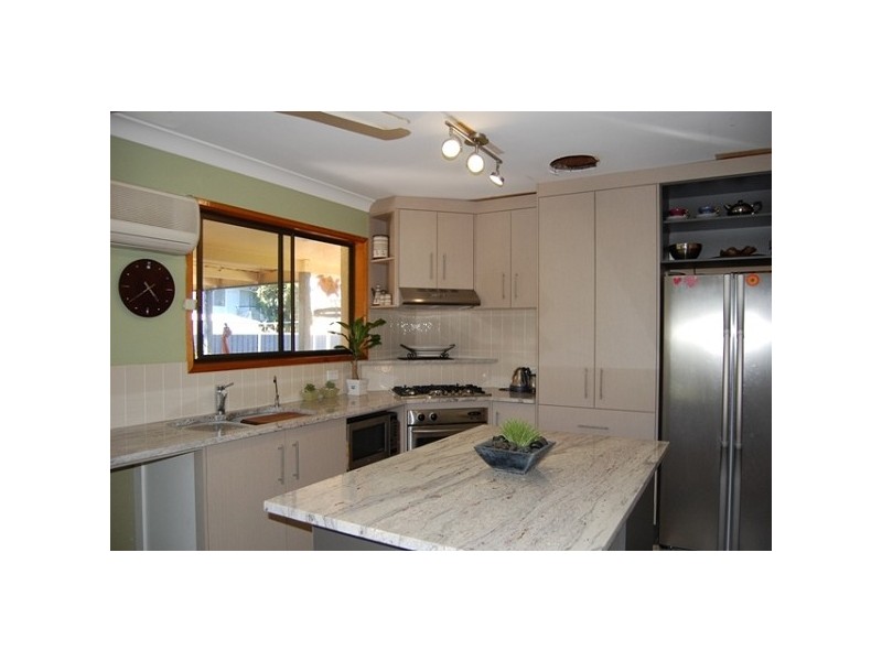 361 Lawrence Avenue, Frenchville QLD 4701