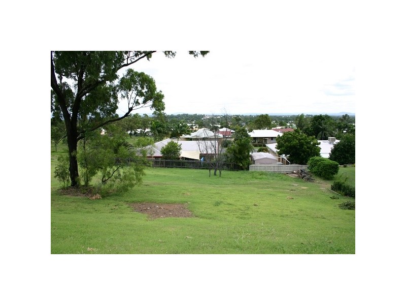43 Rosewood Drive, Norman Gardens QLD 4701