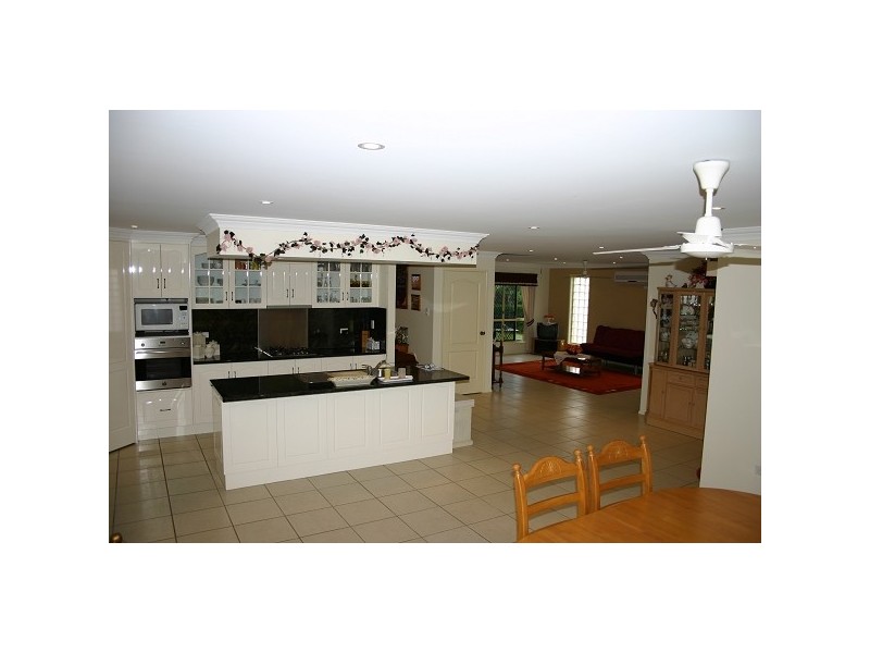 39 Kristie Drive, Rockyview QLD 4701