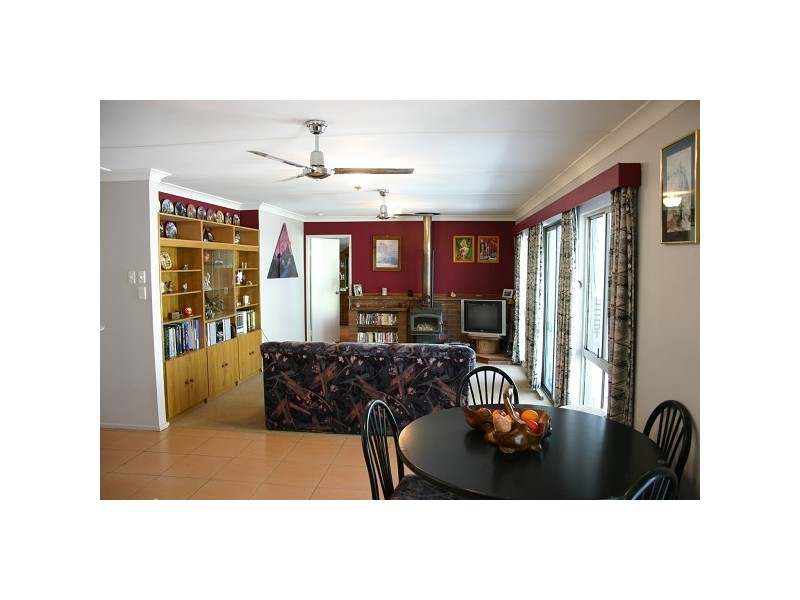 41 Goffages Road, Mount Chalmers QLD 4702