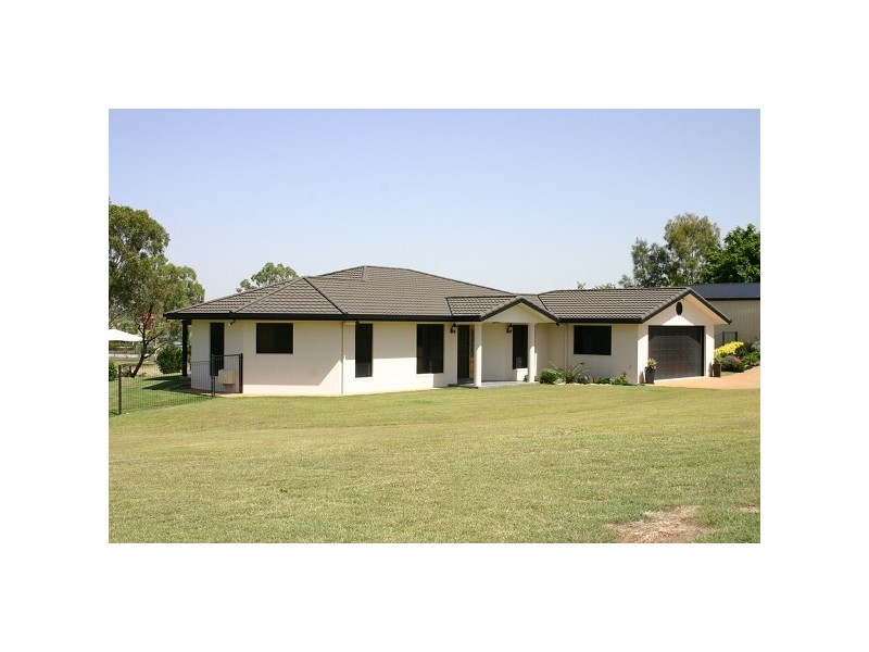 76 Angela Road, Rockyview QLD 4701