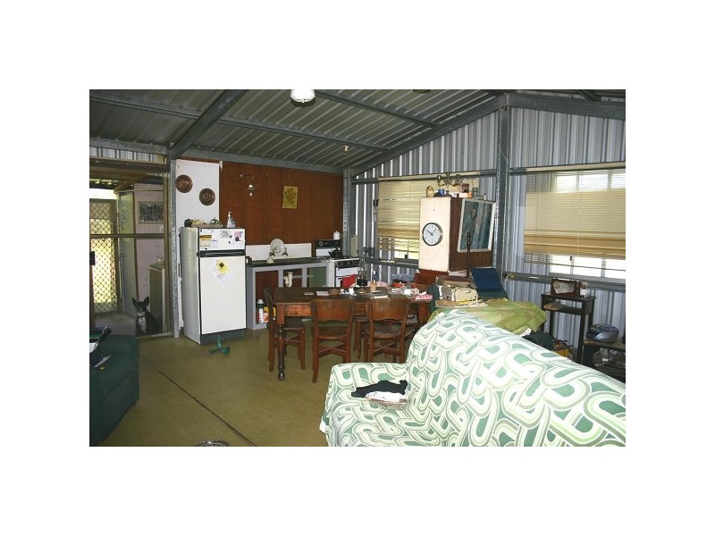 1522 Emu Park Road, Nankin QLD 4701