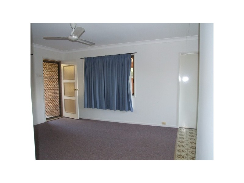 Unit 1/2 Chalmers Street, Norman Gardens QLD 4701