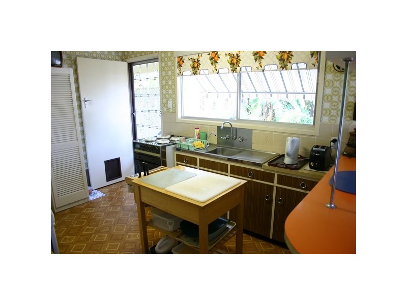 322 Duthie Avenue, Frenchville QLD 4701