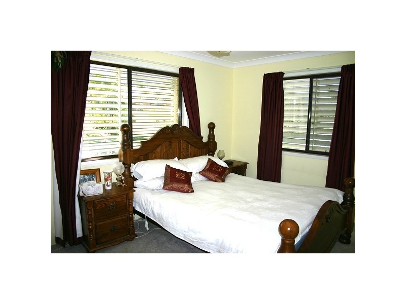 9 Leeds Avenue, Kawana QLD 4701