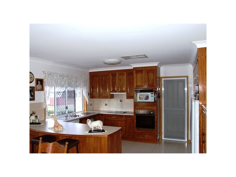 95 Cherryfield Road, Gracemere QLD 4702