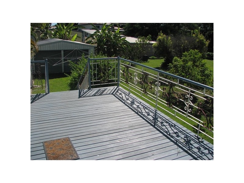 31 Face Street, Park Avenue QLD 4701