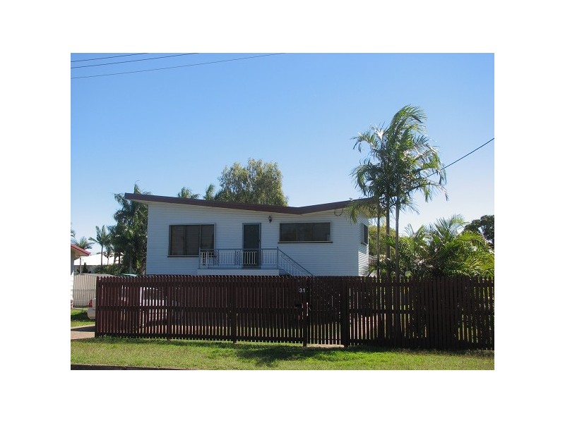 31 Face Street, Park Avenue QLD 4701