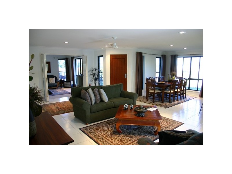 60 Bottlebrush Drive, Lammermoor QLD 4703