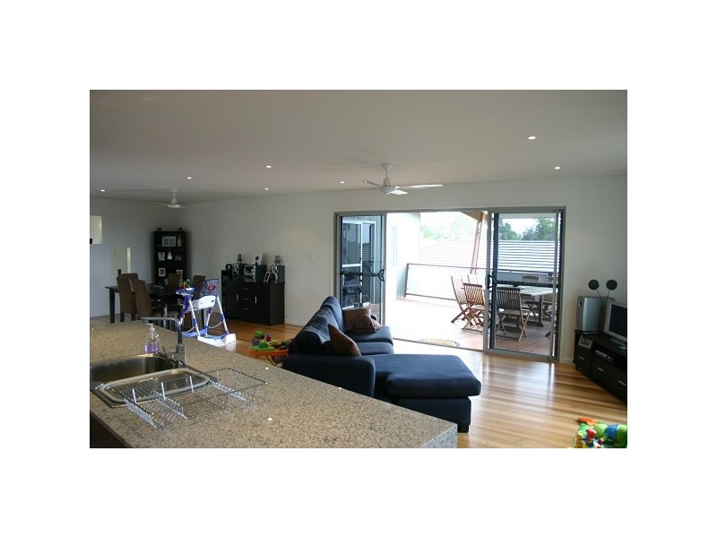 16 Vaglass Street, Yeppoon QLD 4703