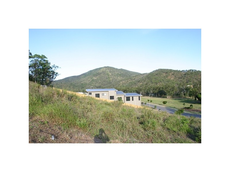 17 Sunset Drive, Norman Gardens QLD 4701