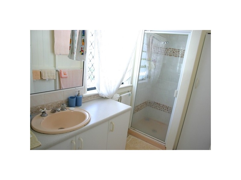 3 Hadgraft Street, Park Avenue QLD 4701