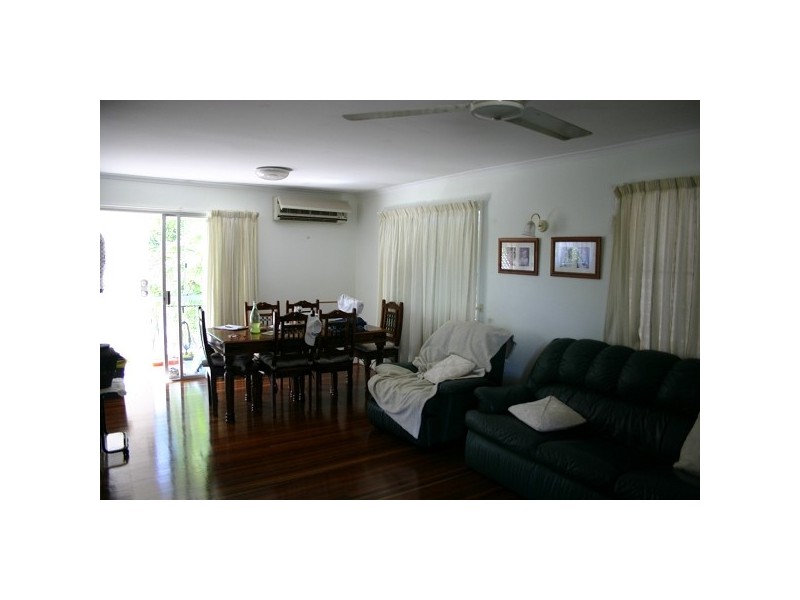 228 Farm Street, Kawana QLD 4701