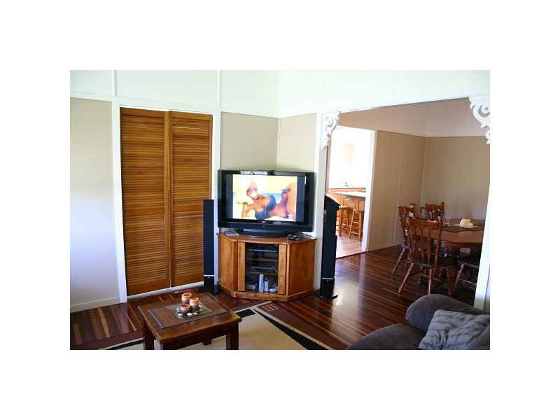 158 Simpson Street, Berserker QLD 4701