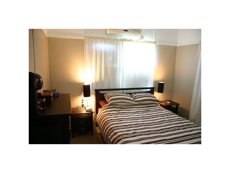 158 Simpson Street, Berserker QLD 4701