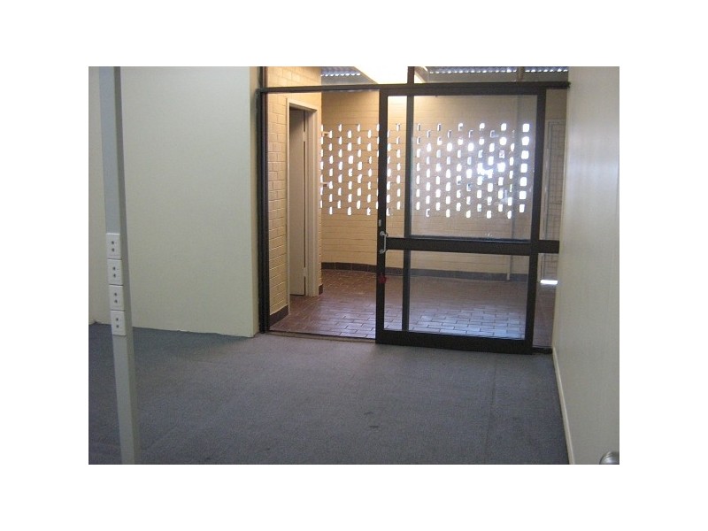 27 East Street, Rockhampton City QLD 4700