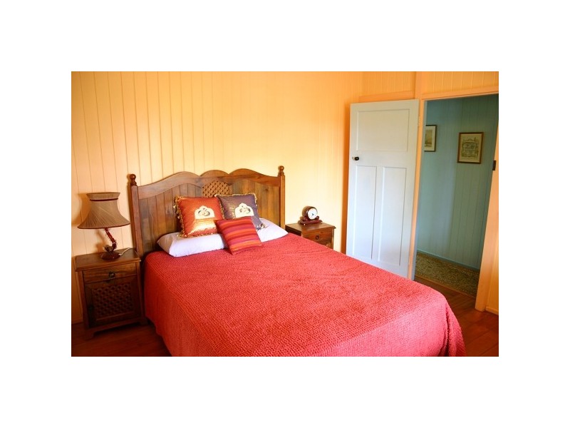 6 Kingel Street, Wandal QLD 4700