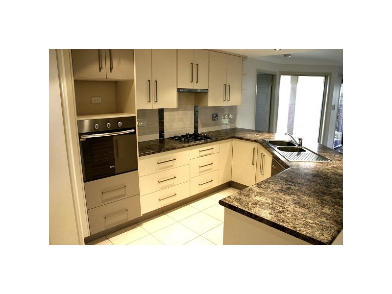 54 James Street, Gracemere QLD 4702