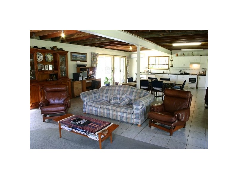 4 Kroombit Drive, Bouldercombe QLD 4702