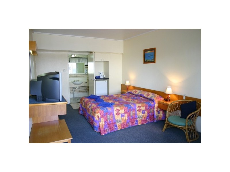 122 Gladstone Road, Rockhampton City QLD 4700