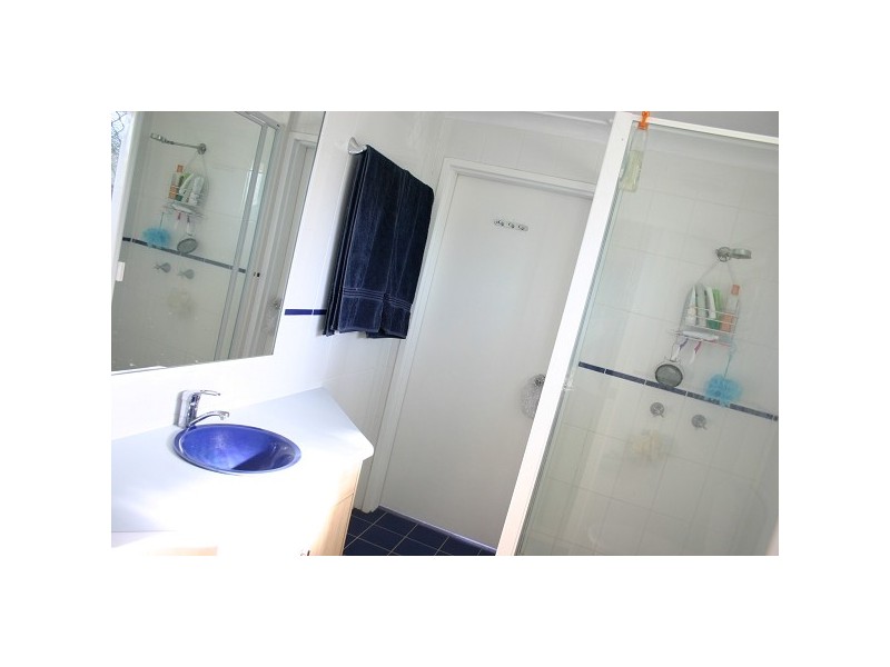 80 Keryn Drive, The Caves QLD 4702