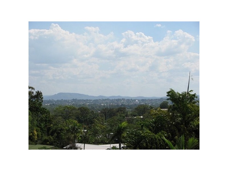 9 Hansen Street, Frenchville QLD 4701