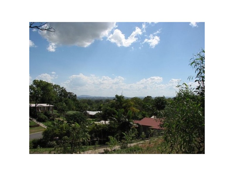 9 Hansen Street, Frenchville QLD 4701