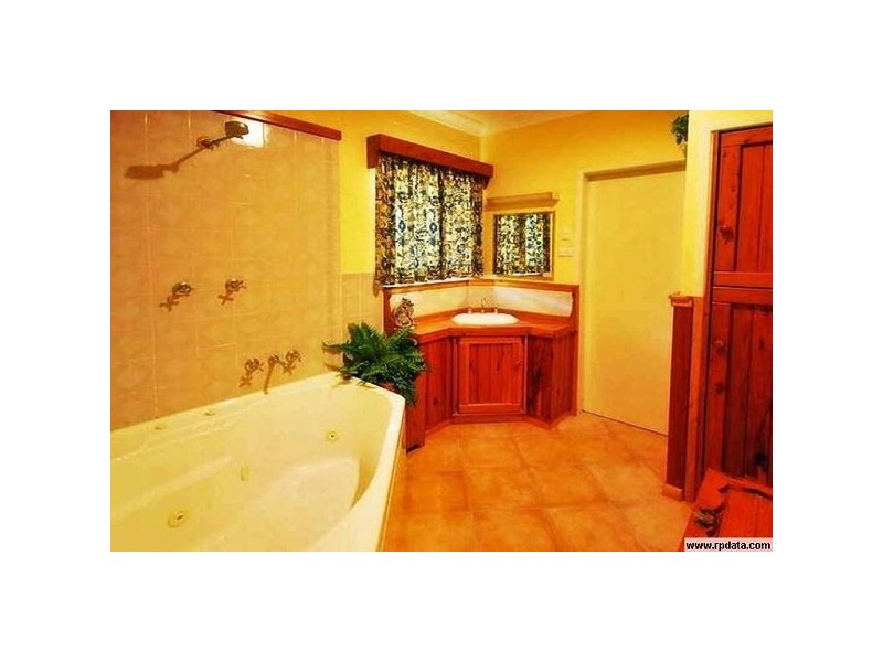 204 Glendale Road, Glendale QLD 4711