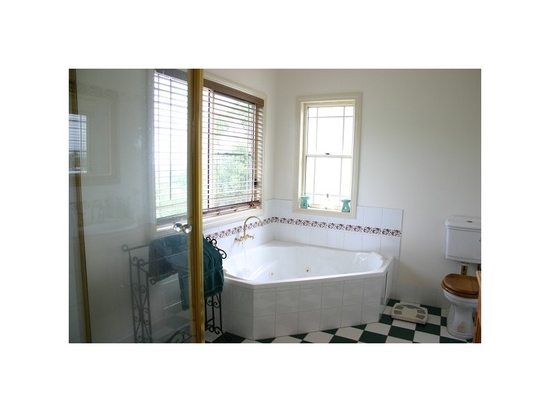 14 Neill Street, Frenchville QLD 4701