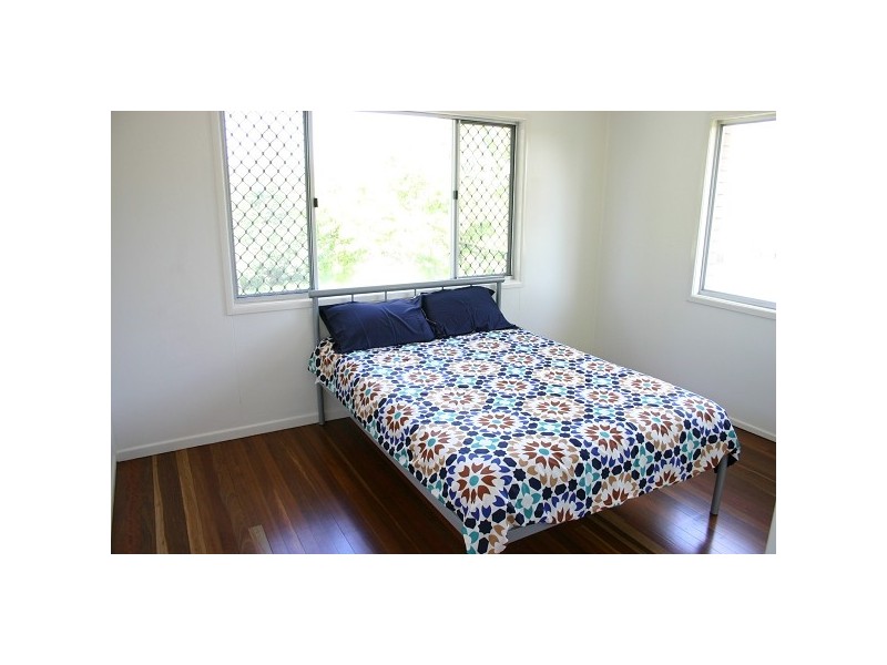 2 – 73 Livingstone Street, Berserker QLD 4701