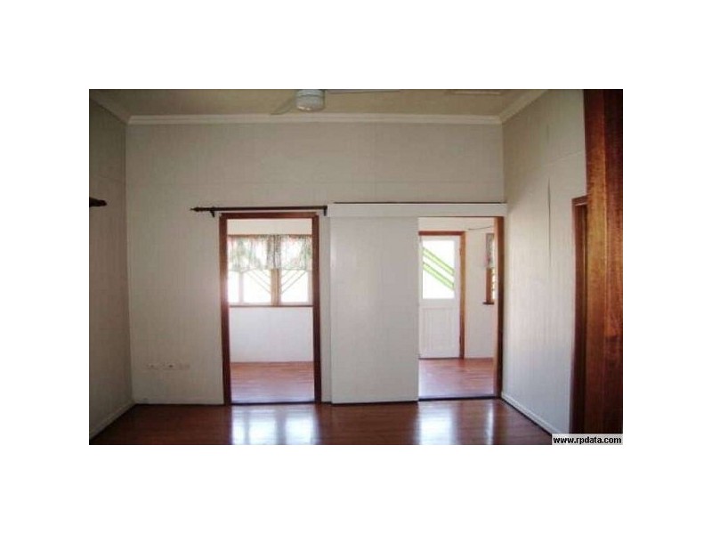 4 Naughton Street, Wandal QLD 4700