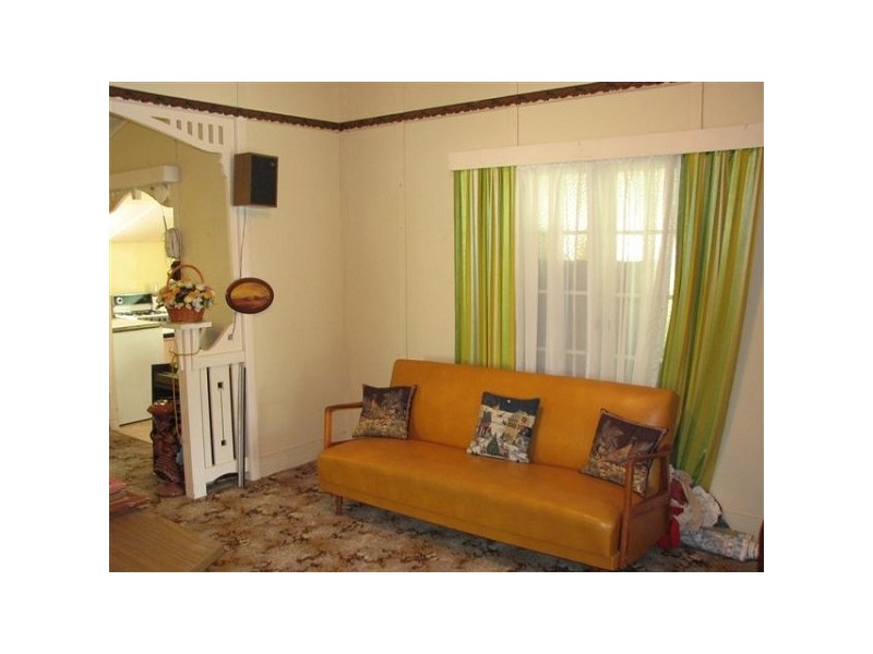 132 Nobbs Street, Berserker QLD 4701